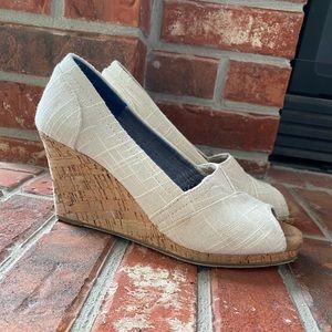 TOMS Size 6.5 cream colored wedges